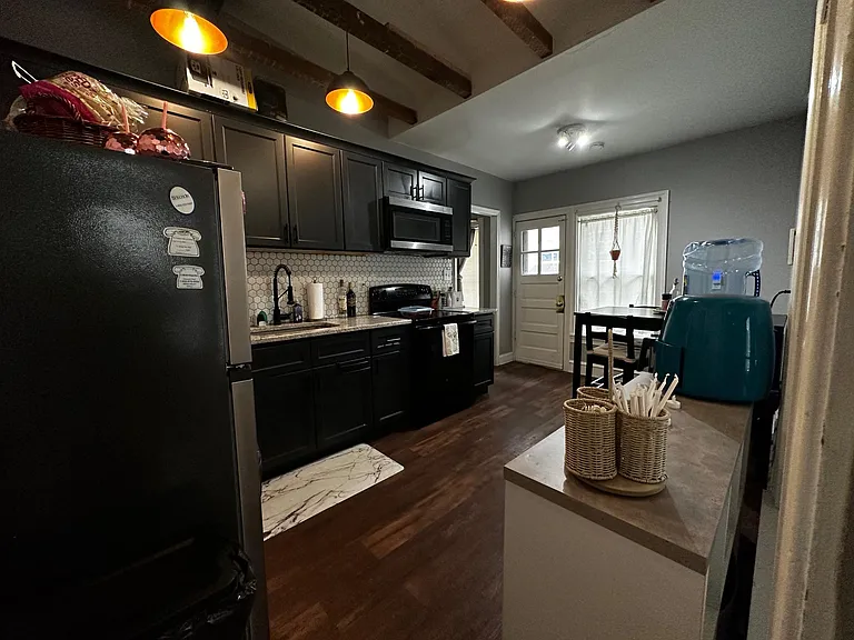 1204 Delaware Ave #3 — Photo 3