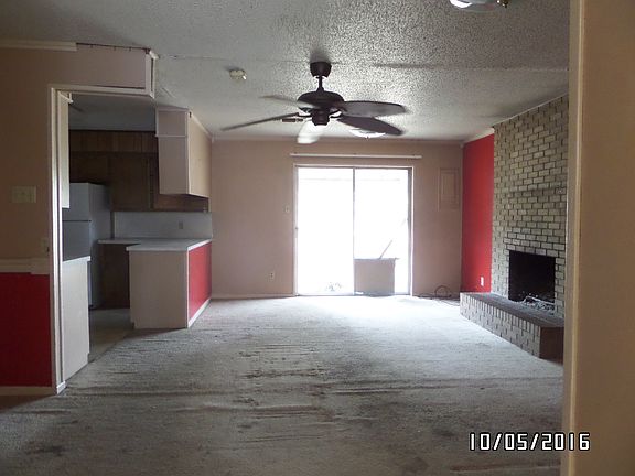 2nd image of 3715 Belmont Ave