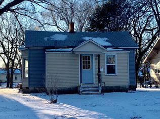 213 Pine St, Halstead, KS 67056