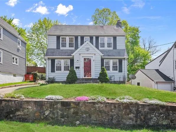 48 Raymond Terrace, Norwalk, CT 06855