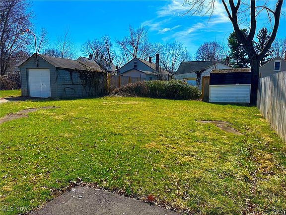 2nd image of 155 Beechwood Dr
