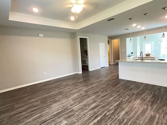 3rd image of 282 Oak Valley Dr