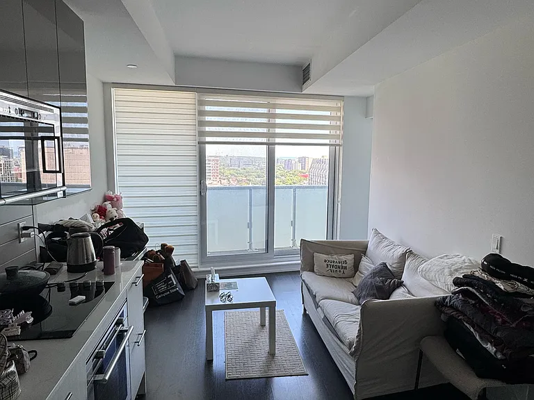 403 Church St #2211 — Photo 8