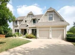 9903 W 124th Ter, Overland Park, KS 66213