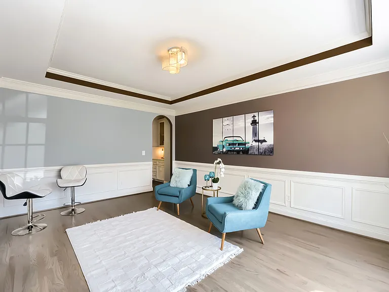 2151 Manor Vw — Photo 14