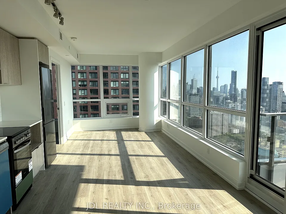395 Bloor St E #4402