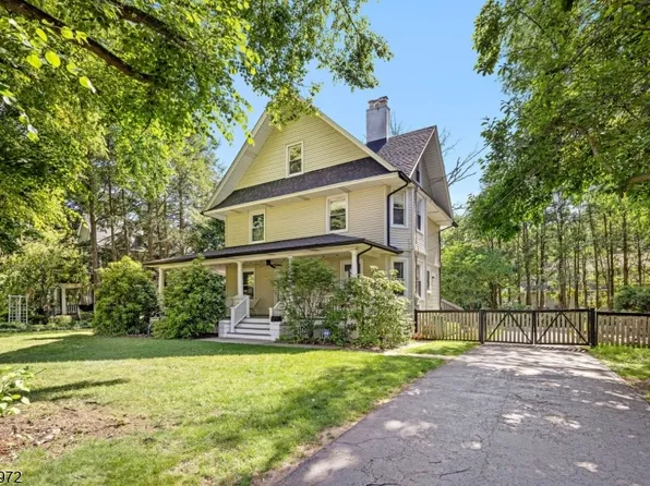 42 Forest Rd, Glen Rock Boro, NJ 07452