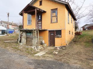 6 Knapp Ct, Chester, IL 62233