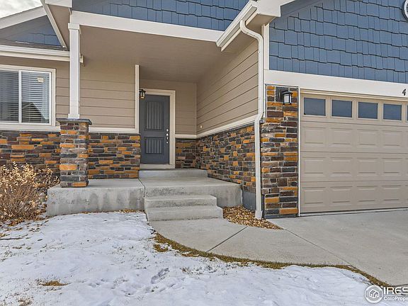 3rd image of 413 Canyonlands St