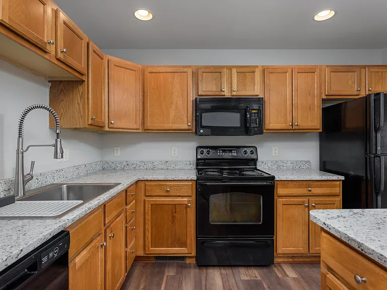 6106 Terry Davis Ct — Photo 18