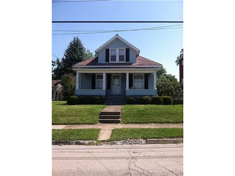 1409 Huron Ave photo 1