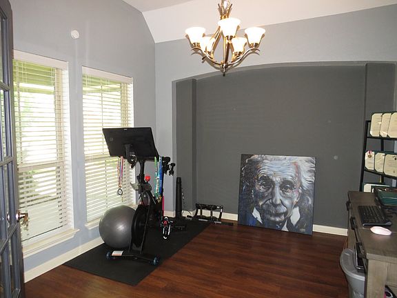 4th image of 3608 Rusack Dr