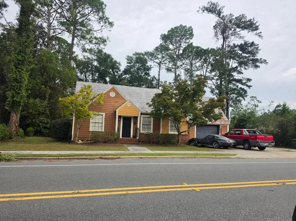 914 S Dogwood Dr, Nashville, GA 31639