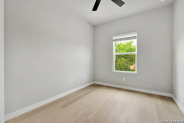 521 Dakota St #102 — Photo 11