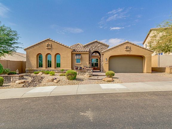 3rd image of 18245 W Thistle Landing Dr