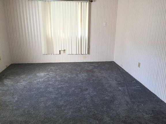 4th image of 10743 Indian Dr