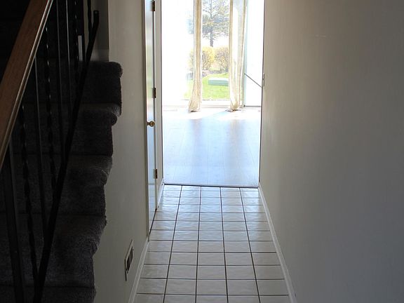 3rd image of 515 Woodhaven Dr