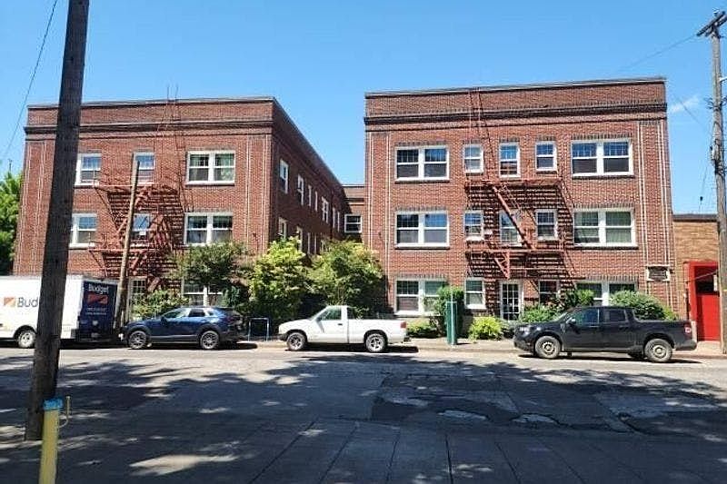 1st image of 1509 NE 10th Ave Unit 307