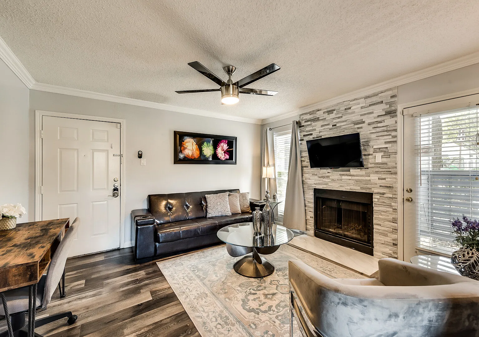 I00 World Cup Stay - 18min to AT&T - Sleeps 4 - Free Parking — Photo 2