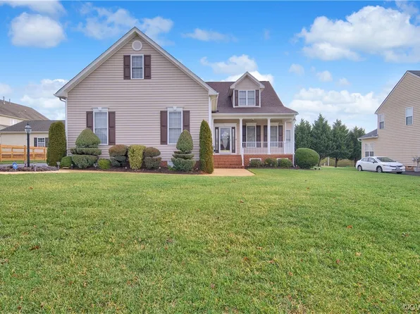 828 Saddlebred Dr, Richmond, VA 23223
