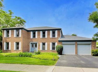 4269 Terri Lyn Ln, Northbrook, IL 60062