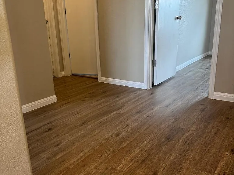 232 Triumph Rd — Photo 2
