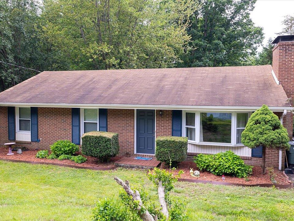 1st image of 2266 Medford Rd