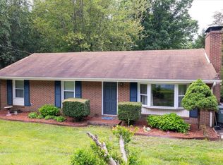 2266 Medford Rd, Salem, VA 24153