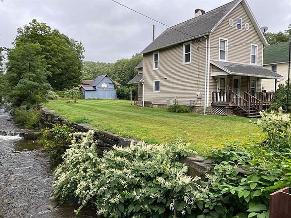 2nd image of 8 Ogden St