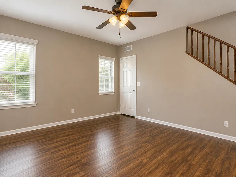 4756 E Laurel Ave — Photo 11
