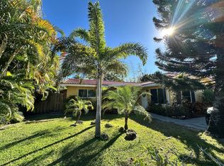 2210 NE 36th Street #A&B, Lighthouse Point, FL 33064