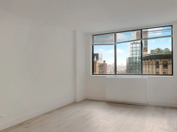 300 Mercer Street image 2 of 5