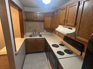 616 Boston Post Rd E APT 1, Marlborough, MA 01752