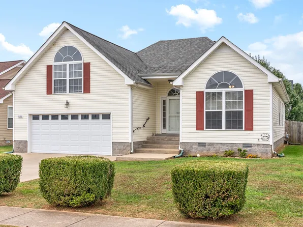 3732 N Jot Dr, Clarksville, TN 37040