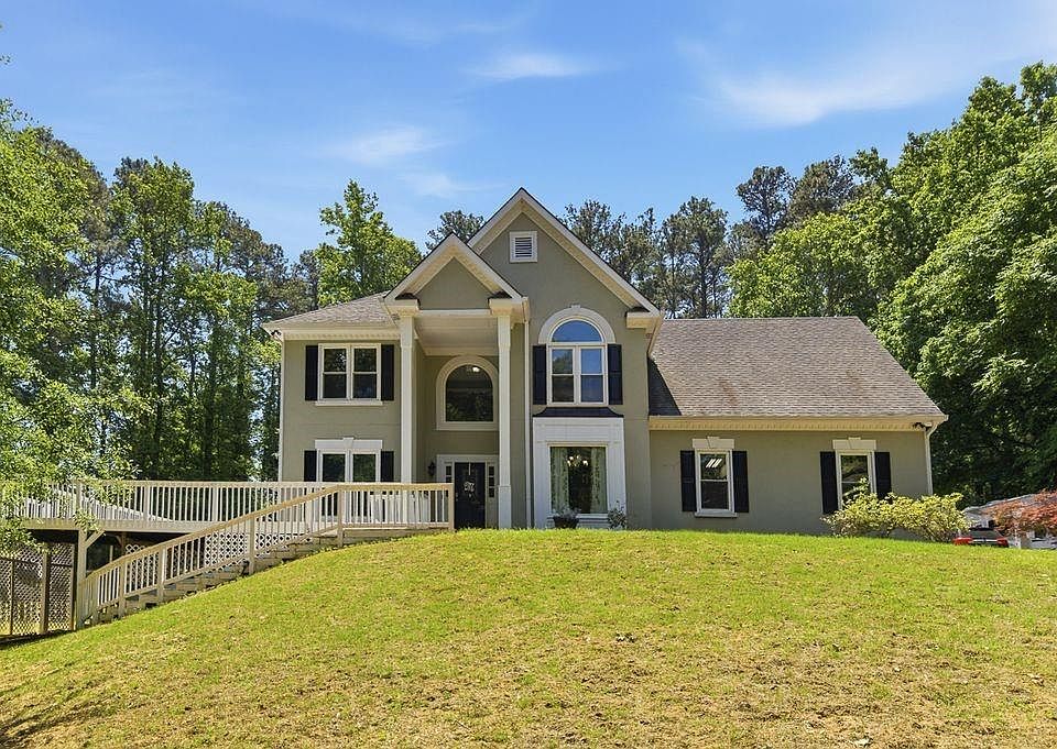1st image of 2487 Windchase Ct