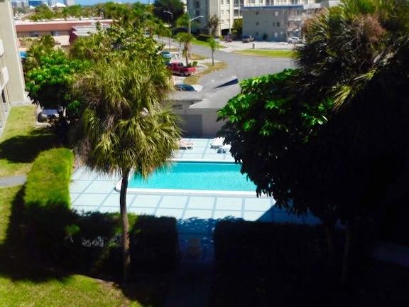 4th image of 2716 Vandiver Dr