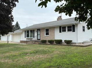 1403 Lakeview Blvd, Warsaw, IN 46580