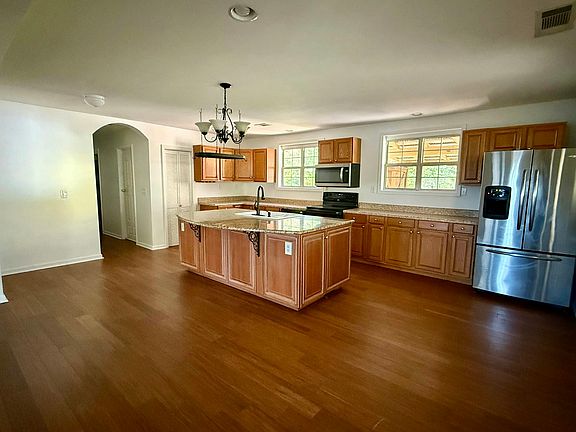 5th image of 3116 Alenes Dr