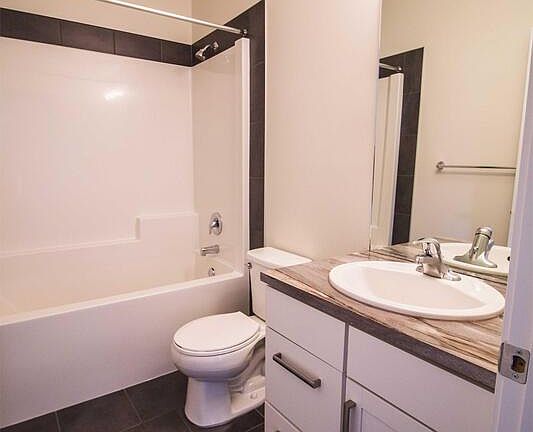5th image of 9810 89a St #223