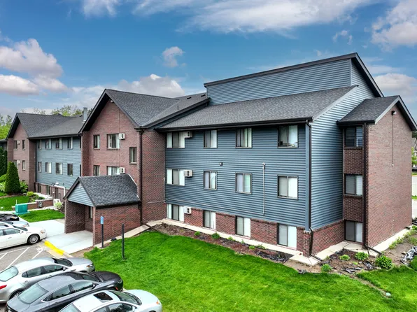 The Commons, 8201 College Trl #1e7a22462, Inver Grove Heights, MN 55076