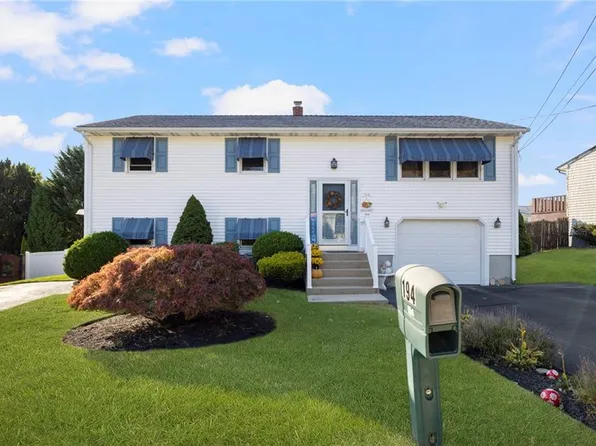 194 Kimberly Ln, West Warwick, RI 02893