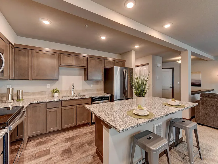 Silver Creek Apartment Homes — Photo 7