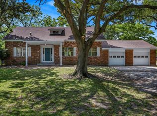 2829 7th Ave N, Texas City, TX 77590