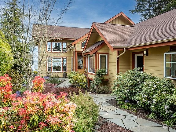 2nd image of 32336 Machias Drive NE