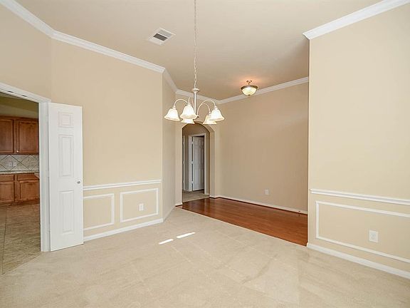 5th image of 124 Long Canyon Ln