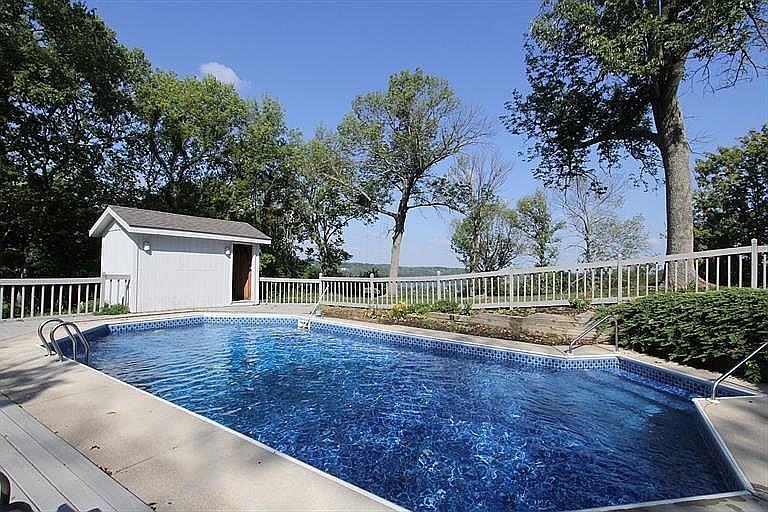 2nd image of 1515 Indian Ridge Trl