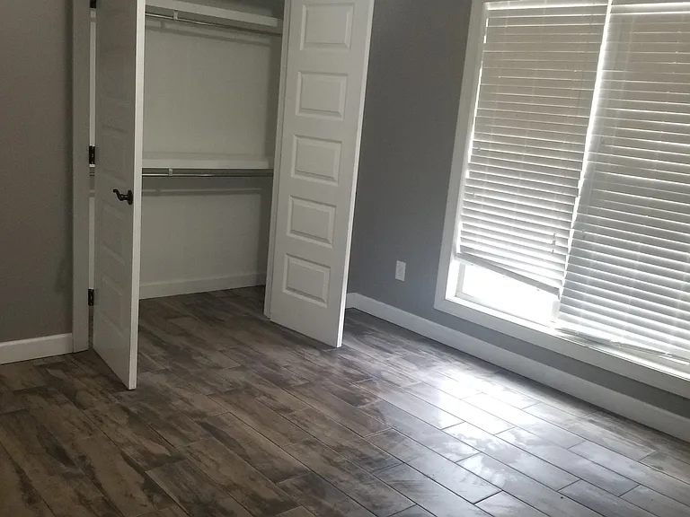 105 White Water Ln — Photo 11