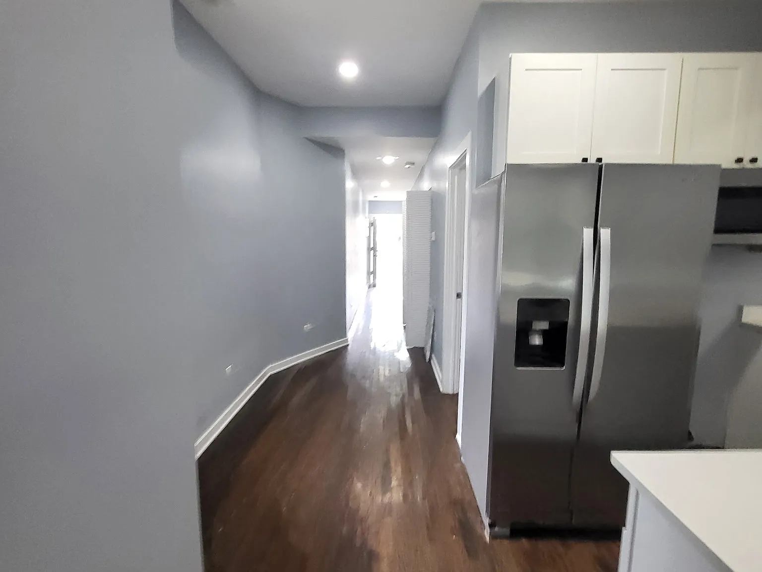 3 bed, 1254 sqft, $2,100 — Photo 3