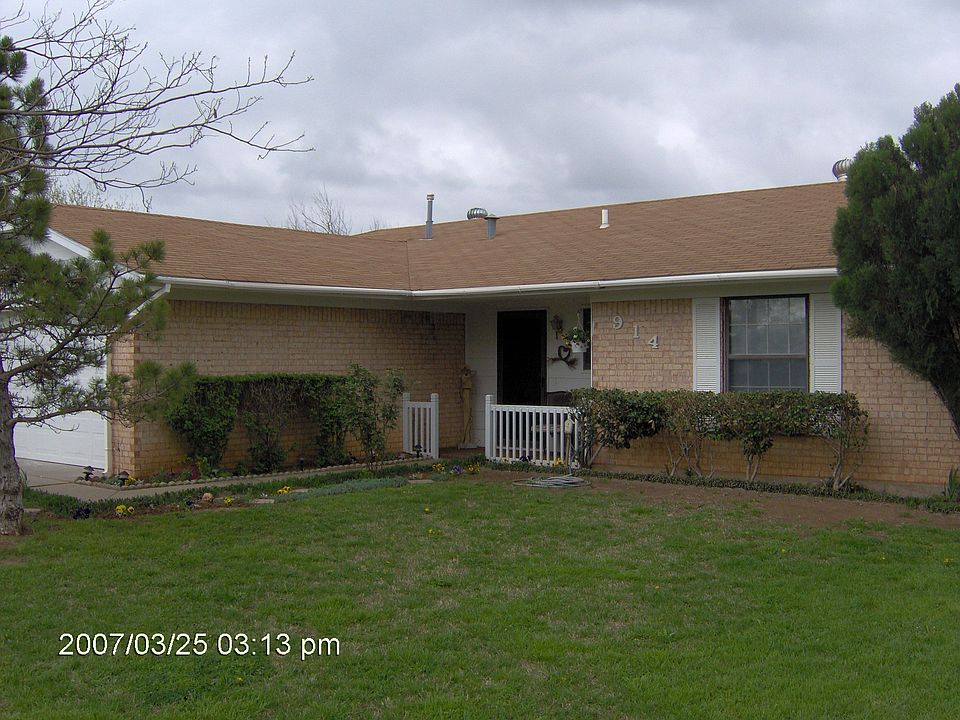 914 SE Lomond