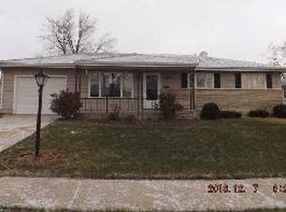 5013 Greenleaf Ln, South Bend, IN 46619